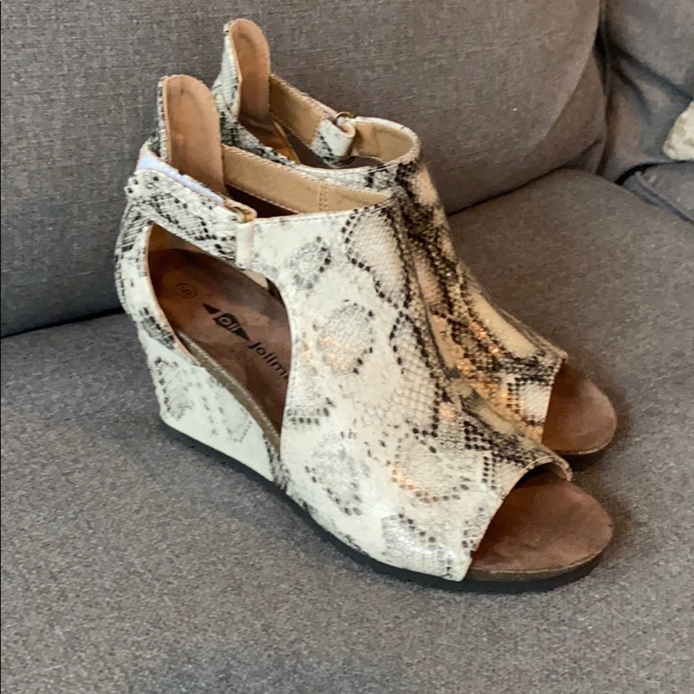 Boutique python wedges! NWOT - Picture 8 of 8